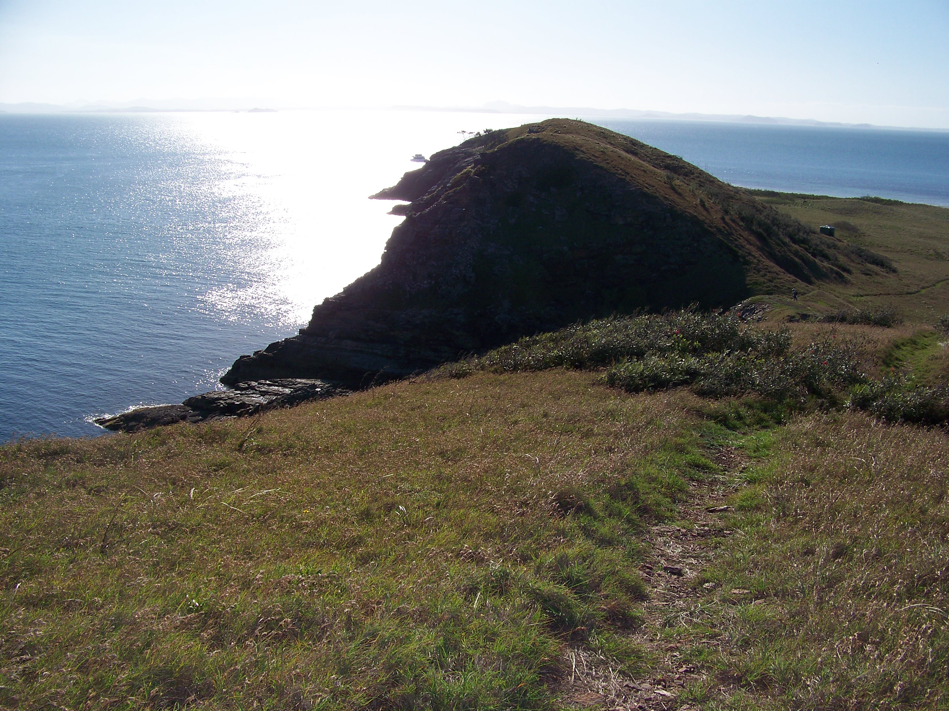 Cliffs on Humpy Island