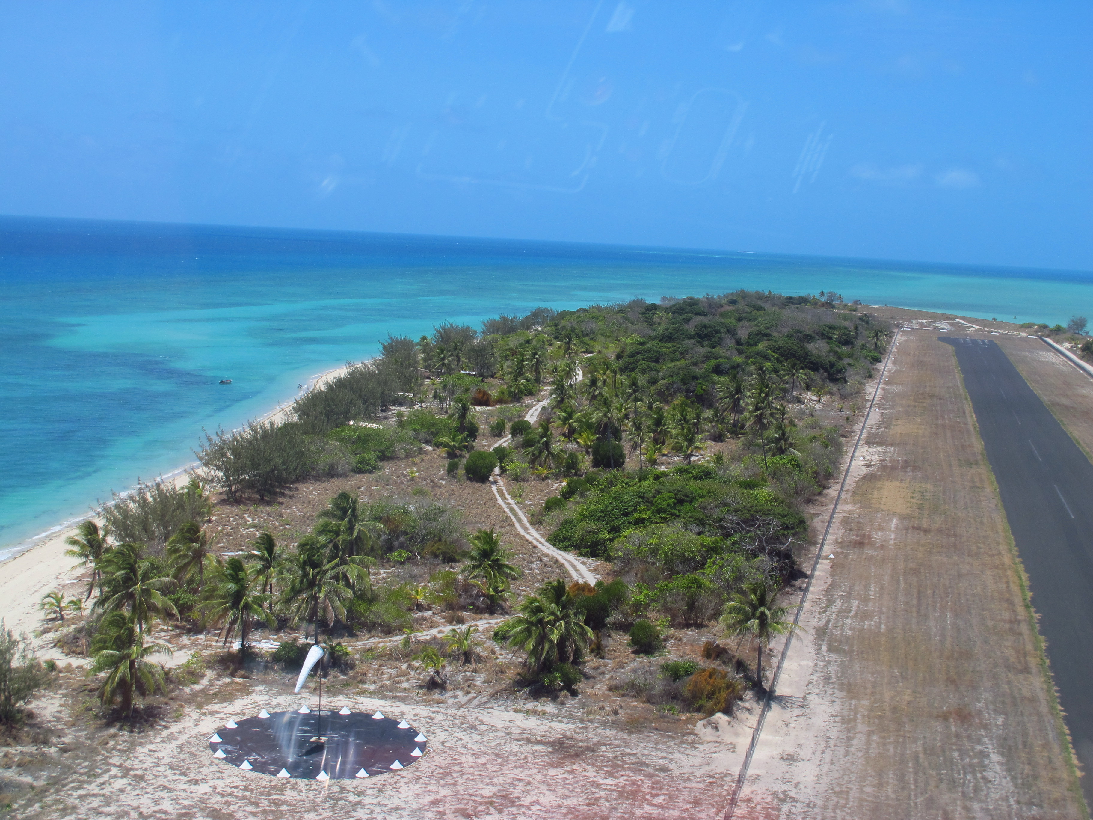 Coconut Island - Landing