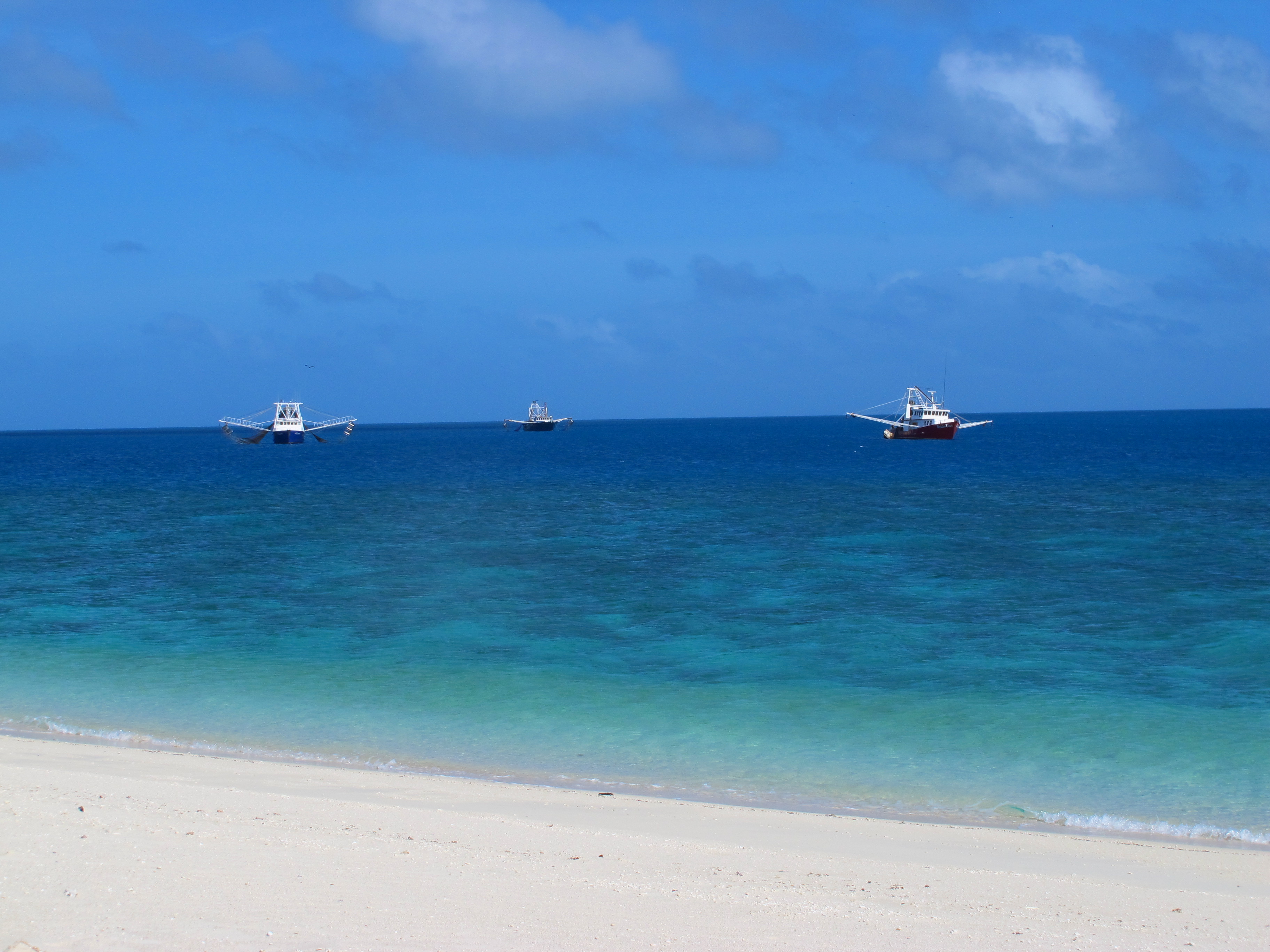 Woiz Reef - Fishing trawlers