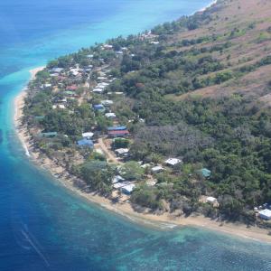 Mer Island - Aerial view of community