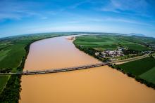 Burdekin River in flood at Inkerman Bridge