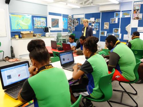 Tagai State College students using the Torres Strait eAtlas